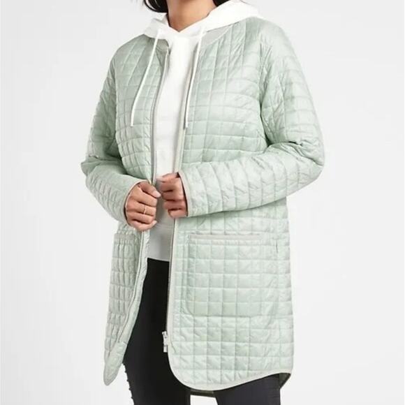 Athleta Jackets & Blazers - Athleta Coast Grey Quilted Grandview PrimaLoft Shell Jacket L